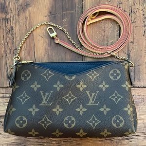 Louis Vuitton Pallas Crossbody Clutch in Navy